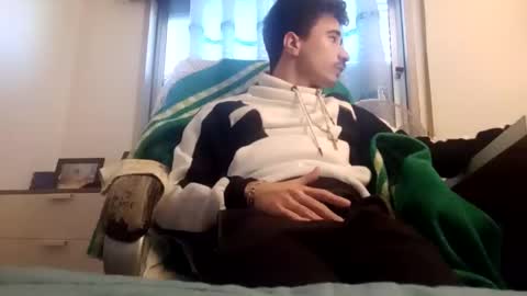 gil98767898 online show from 20, 12, 2024