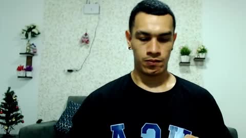 Snapshot of gilbert_marquez chatting on 30, 12, 2024 GILBERT online show from 30, 12, 2024