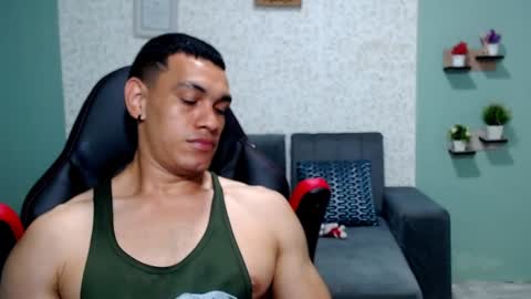 Snapshot of gilbert_marquez chatting on 6, 1, 2025 GILBERT online show from 6, 1, 2025