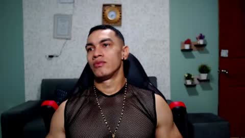 Snapshot of gilbert_marquez chatting on 11, 1, 2025 GILBERT online show from 11, 1, 2025