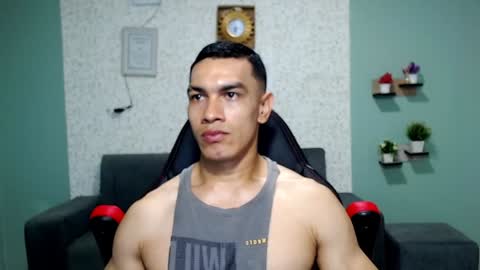 Snapshot of gilbert_marquez chatting on 12, 1, 2025 GILBERT online show from 12, 1, 2025