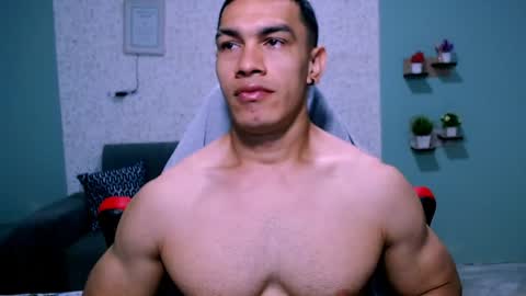 Snapshot of gilbert_marquez chatting on 18, 1, 2025 GILBERT online show from 18, 1, 2025