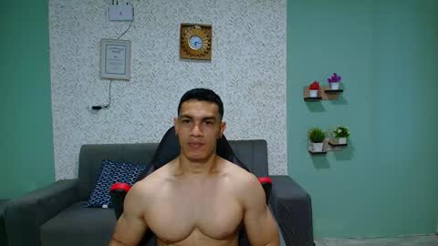 Snapshot of gilbert_marquez chatting on 23, 1, 2025 GILBERT online show from 23, 1, 2025