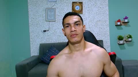 Snapshot of gilbert_marquez chatting on 25, 1, 2025 GILBERT online show from 25, 1, 2025