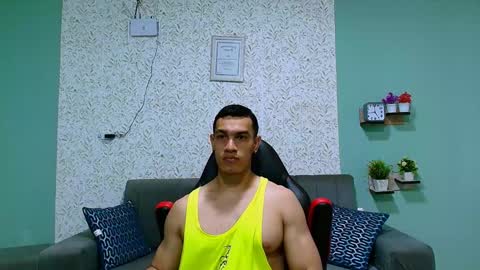Snapshot of gilbert_marquez chatting on 30, 1, 2025 GILBERT online show from 30, 1, 2025