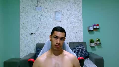 Snapshot of gilbert_marquez chatting on 13, 2, 2025 GILBERT online show from 13, 2, 2025