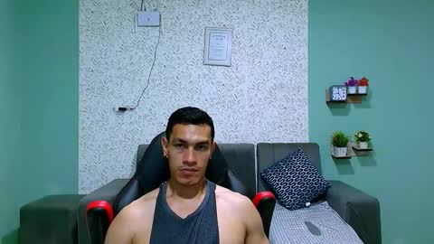 Snapshot of gilbert_marquez chatting on 14, 2, 2025 GILBERT online show from 14, 2, 2025