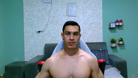 Snapshot of gilbert_marquez chatting on 18, 2, 2025 GILBERT online show from 18, 2, 2025