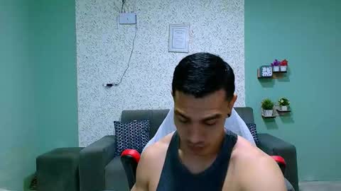 Snapshot of gilbert_marquez chatting on 19, 2, 2025 GILBERT online show from 19, 2, 2025