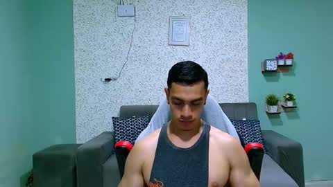 Snapshot of gilbert_marquez chatting on 19, 2, 2025 GILBERT online show from 19, 2, 2025