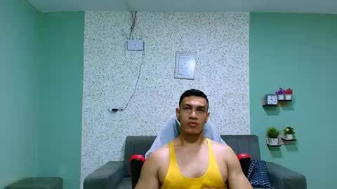 Snapshot of gilbert_marquez chatting on 23, 2, 2025 GILBERT online show from 23, 2, 2025