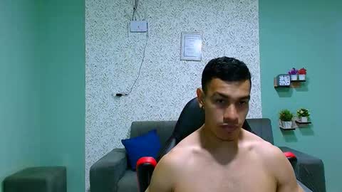 Snapshot of gilbert_marquez chatting on 27, 2, 2025 GILBERT online show from 27, 2, 2025