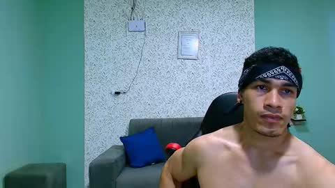 Snapshot of gilbert_marquez chatting on 27, 2, 2025 GILBERT online show from 27, 2, 2025