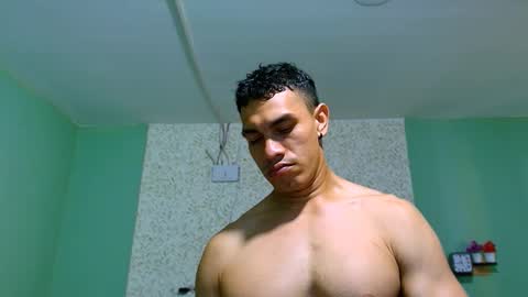 Snapshot of gilbert_marquez chatting on 5, 3, 2025 GILBERT online show from 5, 3, 2025