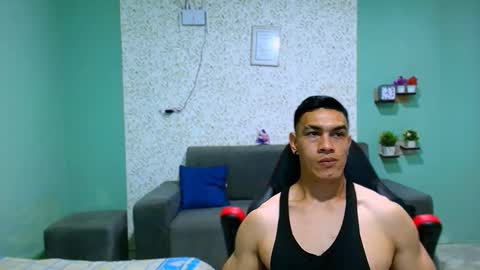 Snapshot of gilbert_marquez chatting on 8, 3, 2025 GILBERT online show from 8, 3, 2025