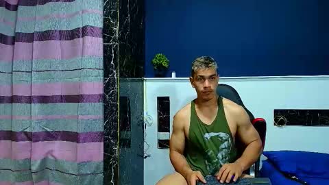 Snapshot of gilbert_marquez chatting on 10, 9, 2025 GILBERT online show from 10, 9, 2025