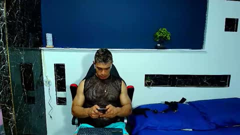 Snapshot of gilbert_marquez chatting on 13, 9, 2025 GILBERT online show from 13, 9, 2025