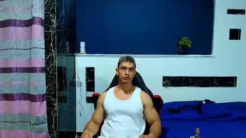 Snapshot of gilbert_marquez chatting on 15, 9, 2025 GILBERT online show from 15, 9, 2025