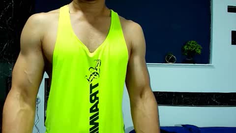 Snapshot of gilbert_marquez chatting on 17, 9, 2025 GILBERT online show from 17, 9, 2025