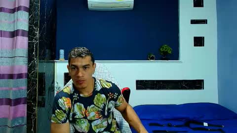 Snapshot of gilbert_marquez chatting on 19, 9, 2025 GILBERT online show from 19, 9, 2025