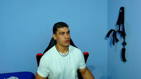 Snapshot of gilbert_marquez chatting on 28, 9, 2025 GILBERT online show from 28, 9, 2025