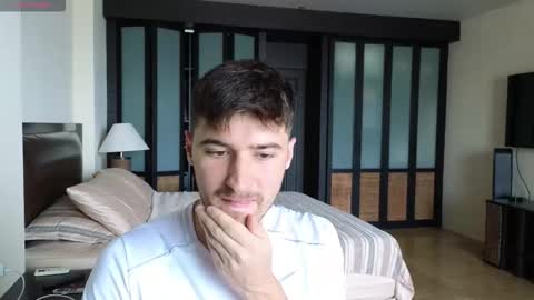 gilbertogonzales online show from 24, 11, 2025