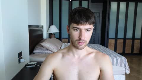 gilbertogonzales online show from 3, 12, 2025