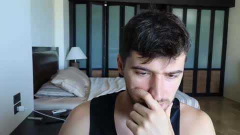 gilbertogonzales online show from 4, 12, 2025