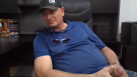 Snapshot of gimmedatdic chatting on 8, 11, 2025 gimmedatdic online show from 8, 11, 2025