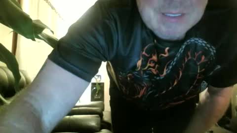 gimmmieoooo online show from 3, 1, 2025