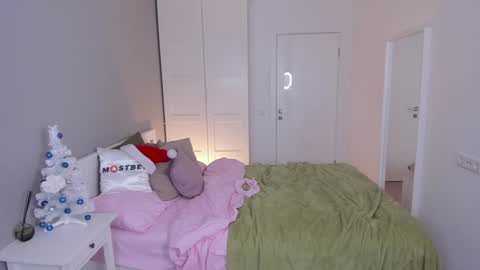 Gin online show from 29, 12, 2024