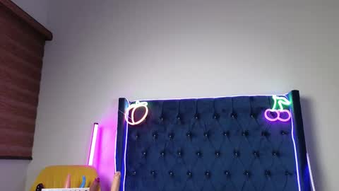 Gina Cali online show from 28, 10, 2025