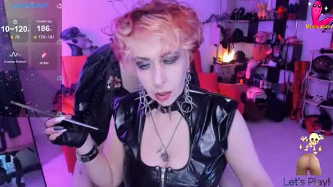 Snapshot of ginamiracle chatting on 7, 11, 2025 Gina Moor online show from 7, 11, 2025