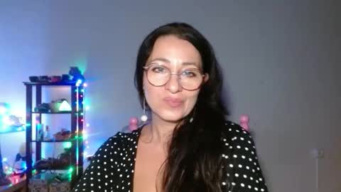 GinaONeon online show from 7, 10, 2025