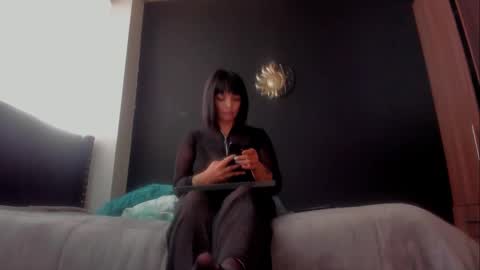 Miss online show from 2, 3, 2025