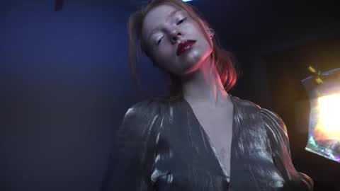 Snapshot of ginger_hugs chatting on 1, 12, 2025 im expecting 350 thumbs up on my altar online show from 1, 12, 2025