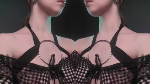 Snapshot of ginger_hugs chatting on 17, 12, 2025 im expecting 350 thumbs up on my altar online show from 17, 12, 2025