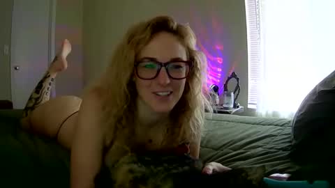 GingerGrand online show from 4, 3, 2025