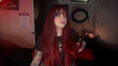 Snapshot of gingerraee chatting on 8, 1, 2025 Ginger Rae online show from 8, 1, 2025