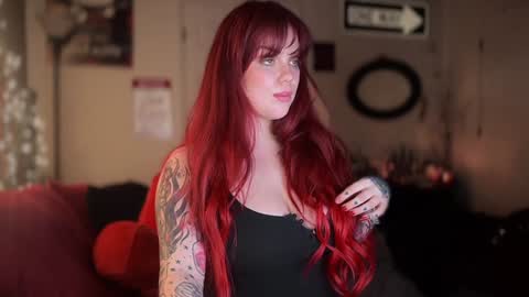 Snapshot of gingerraee chatting on 12, 1, 2025 Ginger Rae online show from 12, 1, 2025