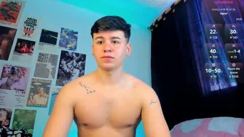 Snapshot of gingertwink_n chatting on 23, 11, 2025 Josh Mills online show from 23, 11, 2025