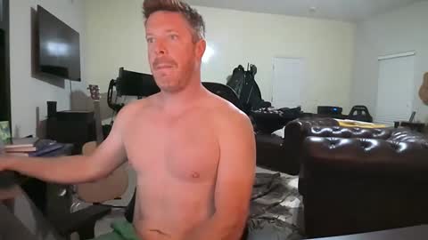 Snapshot of gingerzaddy chatting on 14, 10, 2025 gingerzaddy online show from 14, 10, 2025