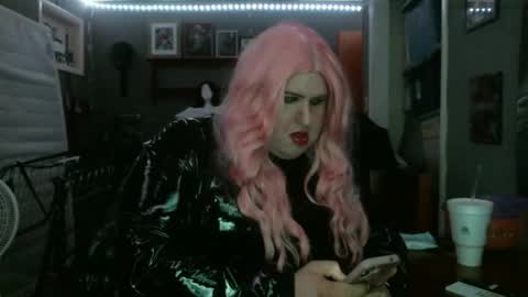 Snapshot of ginny_dominatrix chatting on 4, 12, 2025 ginny ray online show from 4, 12, 2025