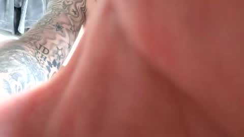 Snapshot of giordano4life chatting on 22, 10, 2025 TheHoeD online show from 22, 10, 2025