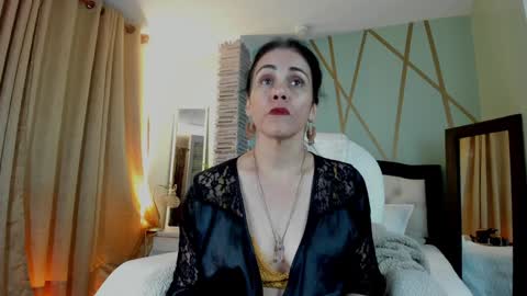 Girasol Walton online show from 21, 1, 2025