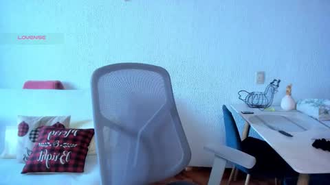 girl_inline online show from 21, 12, 2025