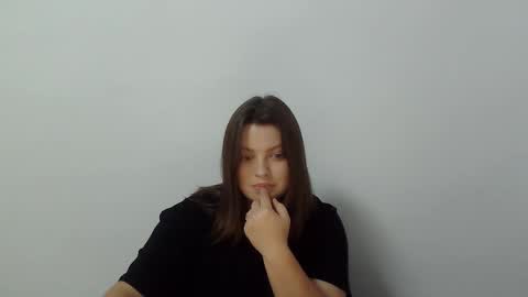 girl_leya online show from 29, 10, 2025