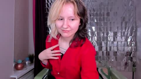 girl_next_doorr online show from 9, 1, 2025