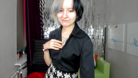 girl_next_doorr online show from 5, 2, 2025