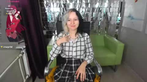 girl_next_doorr online show from 8, 3, 2025